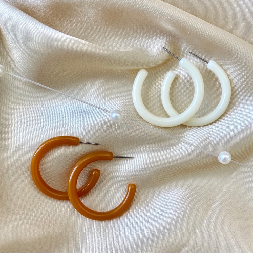 sale!Classic Hoop Earrings Acrylic - Picture 7 of 14